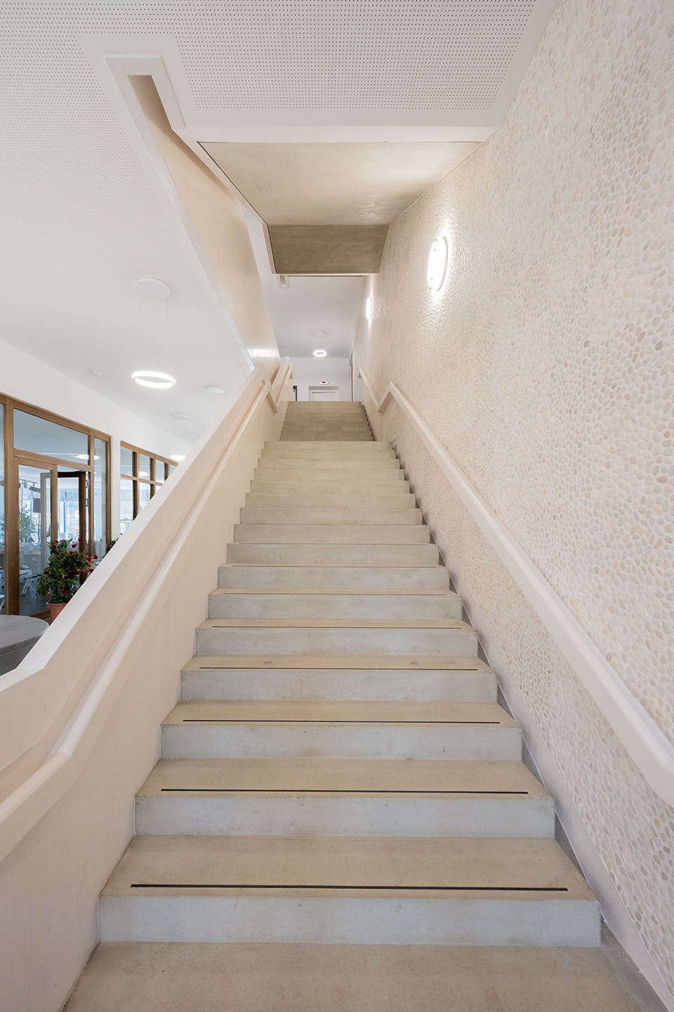 inclusive school centre by sehw architektur