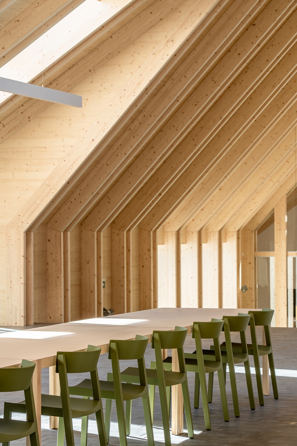 community center grosweikersdorf by smartvoll architects