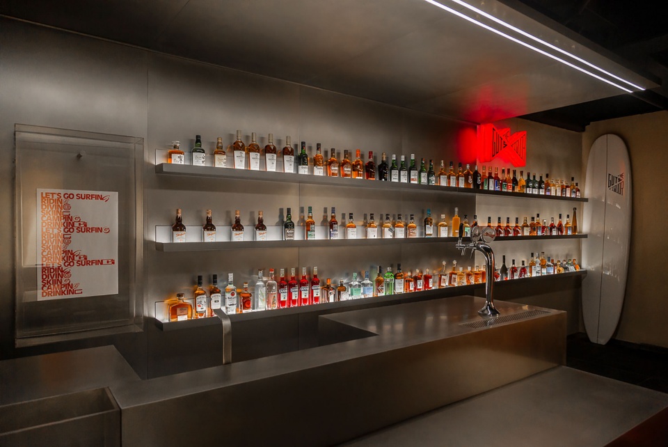 guts bar china by zuomodesign