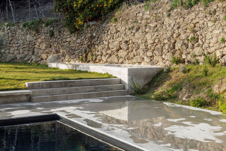 House NaMora by Filipe Pina David Bilo