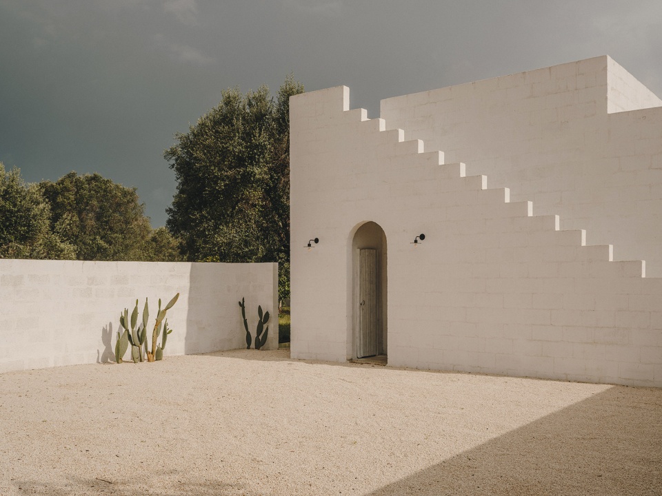 Borgo Gallana Studio Andrew Trotter