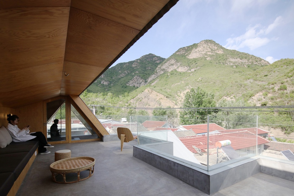 House of Mountain Birds Chaoffice