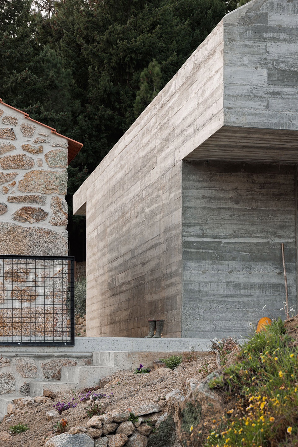 House NaMora by Filipe Pina David Bilo