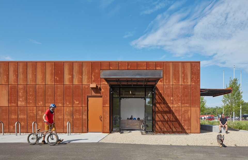the ford calumet environmental center by valerio dewalt train