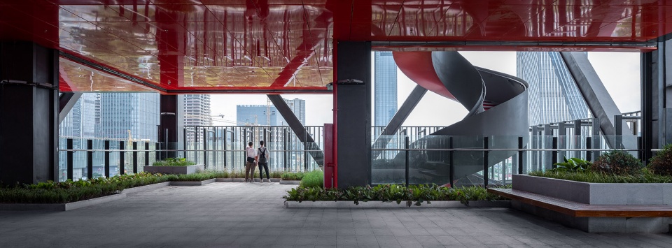 North Zone of Qianhai Shenzhen Hong Kong Youth Innovation and Entrepreneur Hub in Shenzhen by L A Design Group
