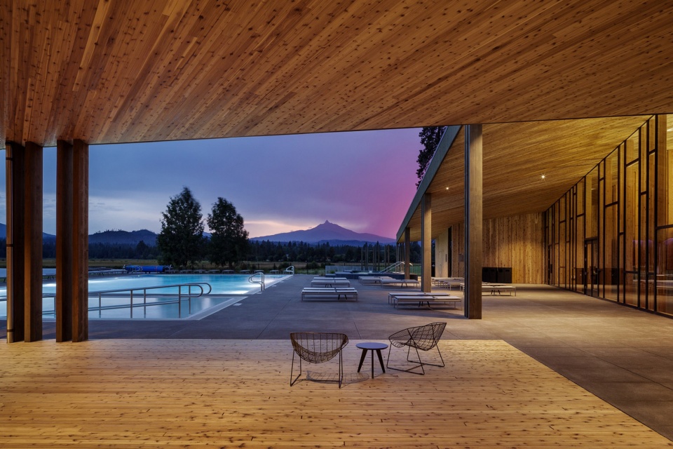 lakeside at black butte ranch by hacker