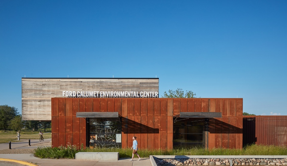 the ford calumet environmental center by valerio dewalt train