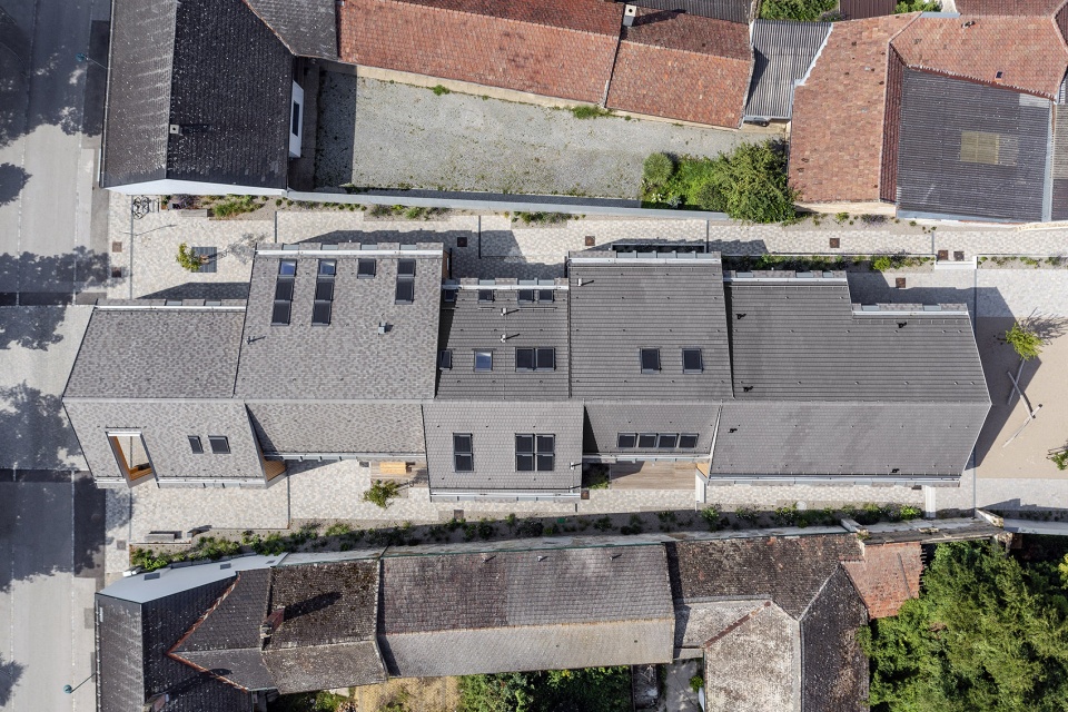 community center grosweikersdorf by smartvoll architects