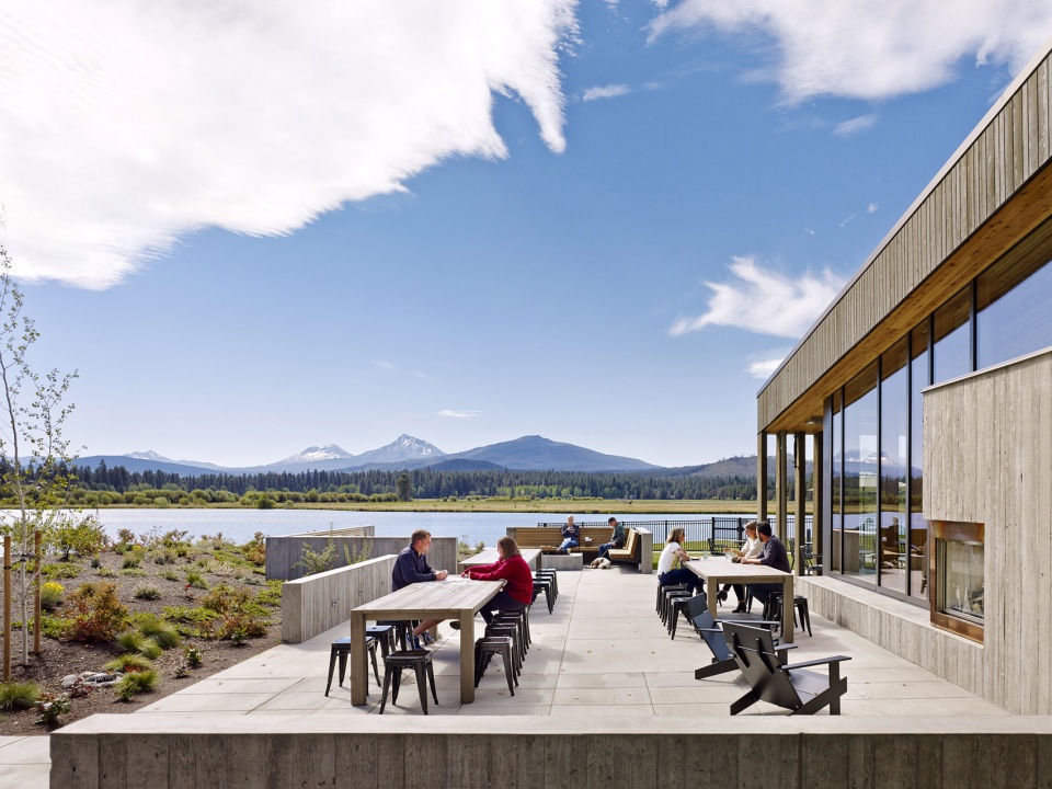 lakeside at black butte ranch by hacker