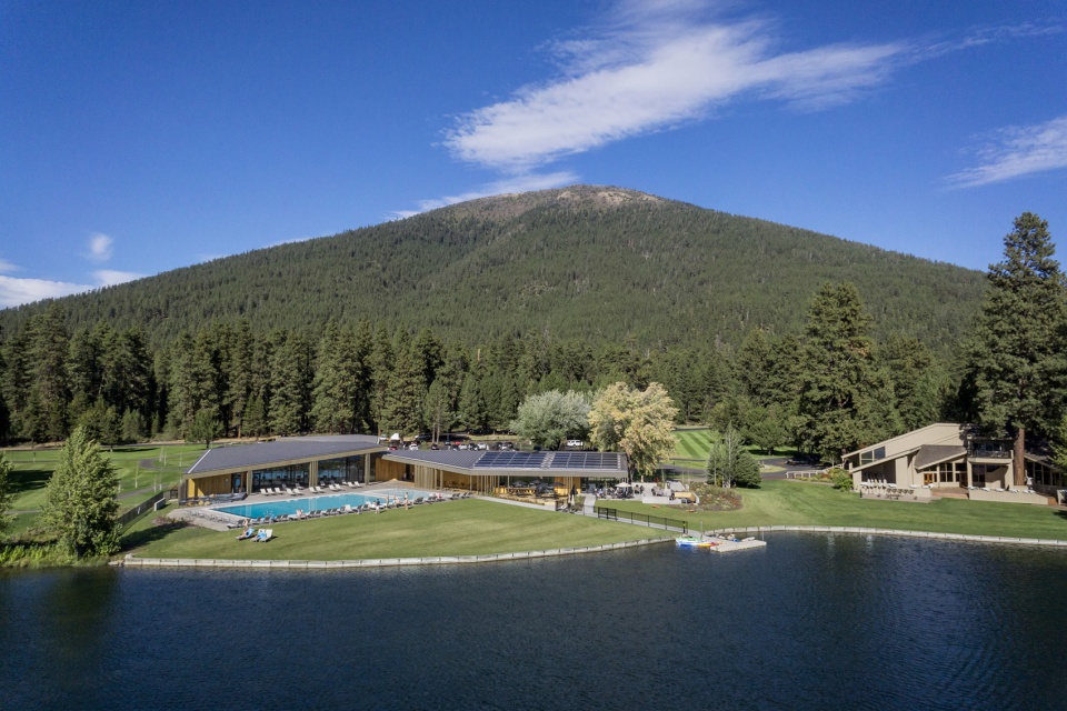lakeside at black butte ranch by hacker
