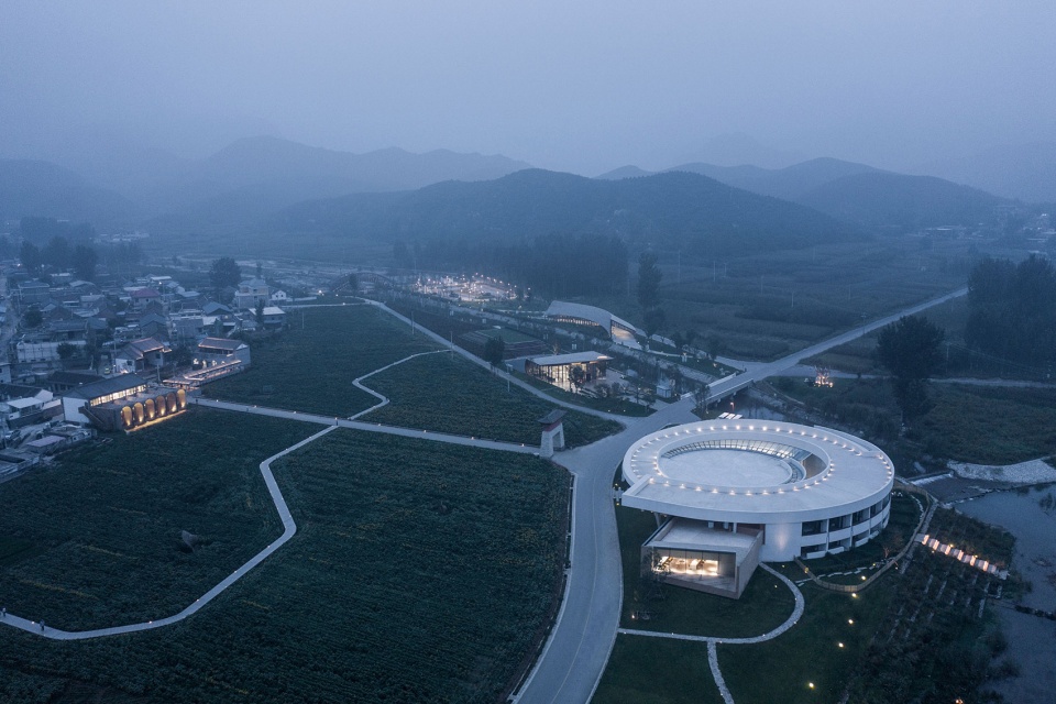Tiangang Zhixing Village SYN Architects