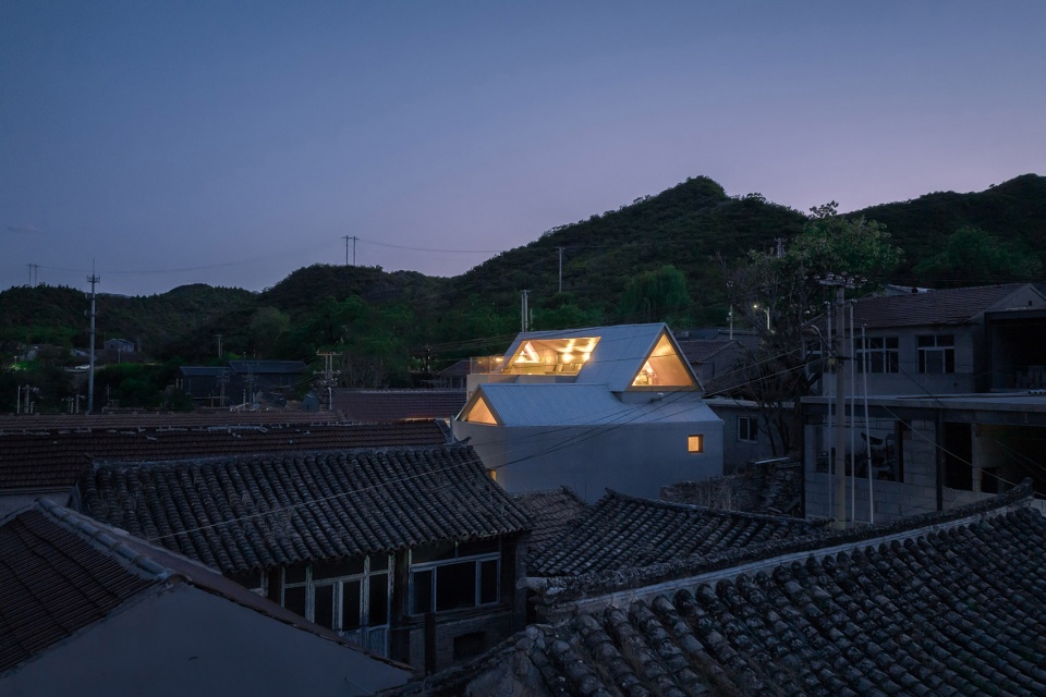 House of Mountain Birds Chaoffice