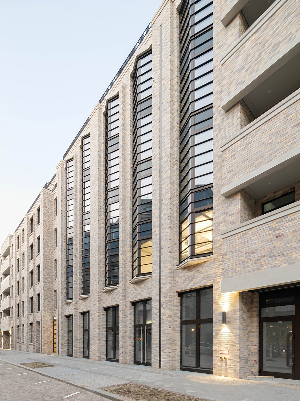 cuvry campus neuer spreespeicher berlin by tchoban voss architekten