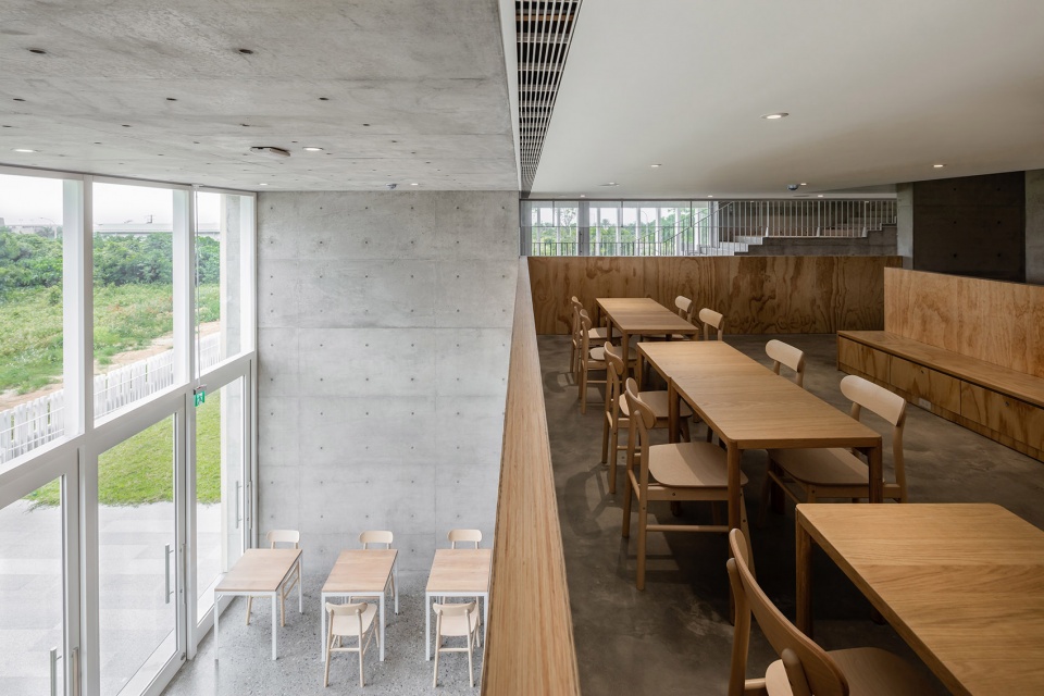 A Church Within A Fortress Behet Bondzio Lin Architekten