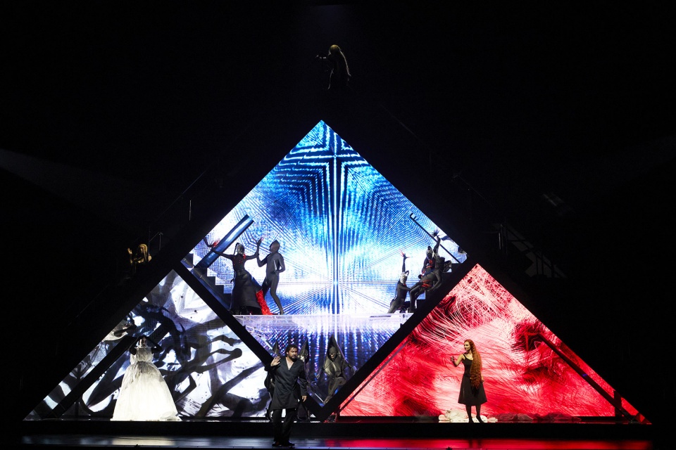Scenography for Turandot in Geneva teamLab
