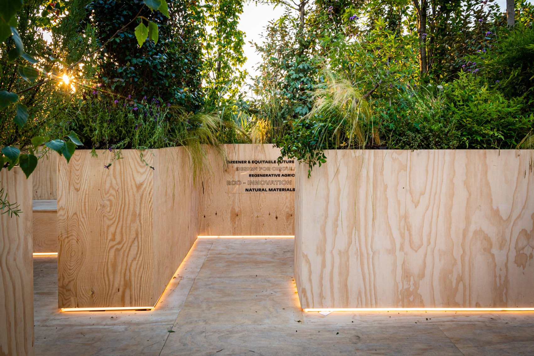 floating forest by stefano boeri architetti