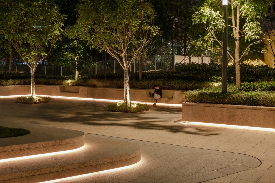 hony tower landscape design by aspect studios