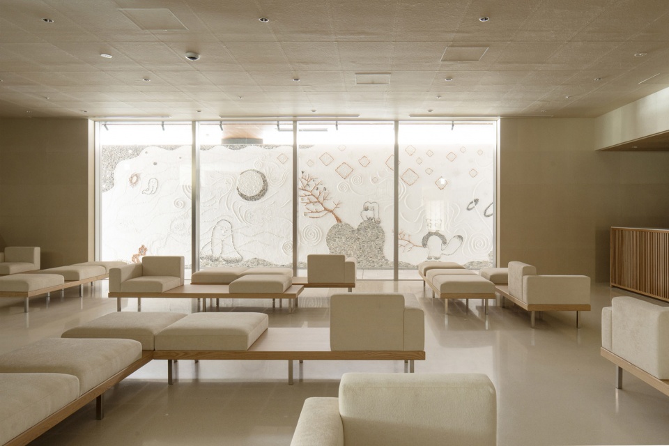 oike clinic ladies plaza kyoto by koyori architects