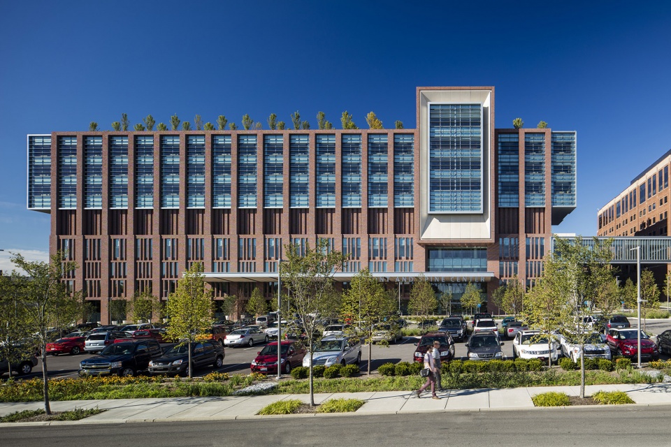 The Christ Hospital Joint and Spine Center SOM