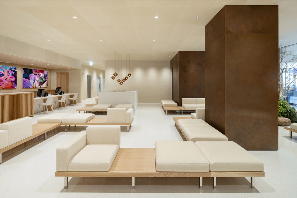 oike clinic ladies plaza kyoto by koyori architects