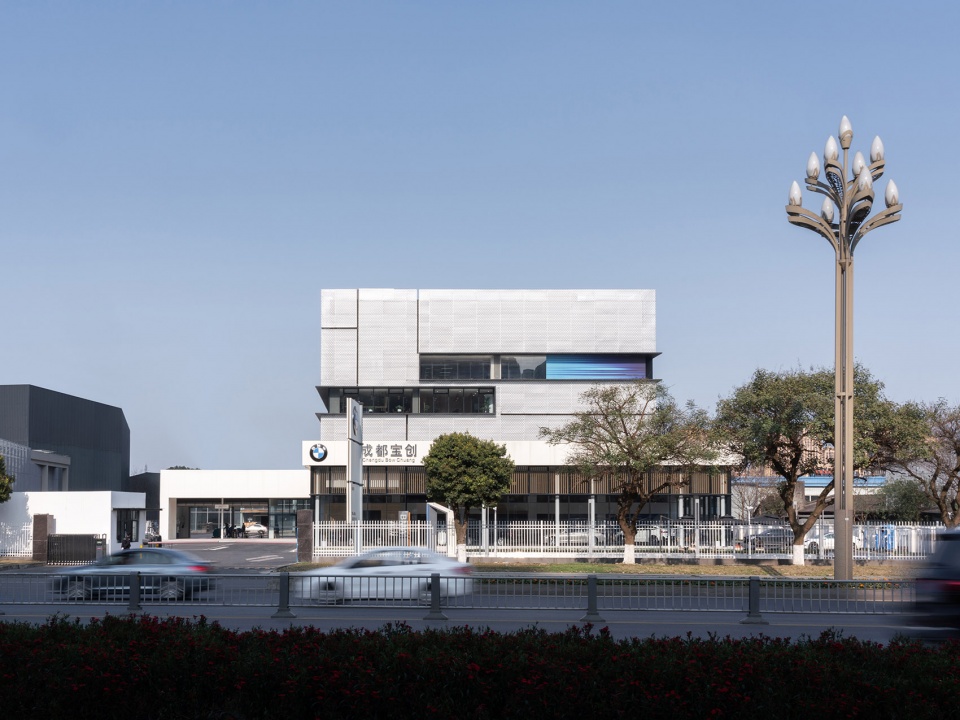 BMW Experience Center ARCHIHOPE