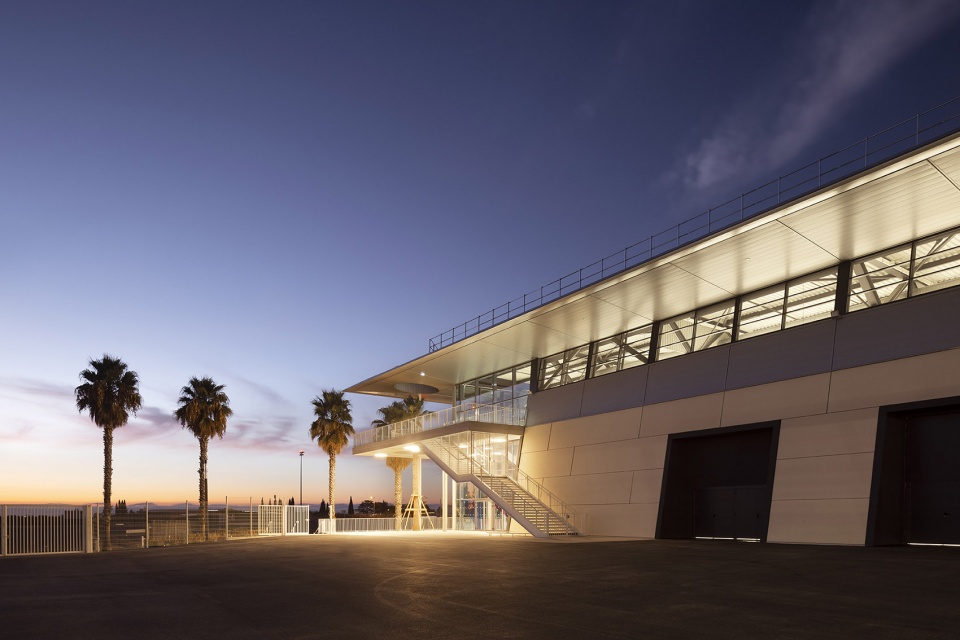 montpellier exhibition center extension of hall b2 by a architecture