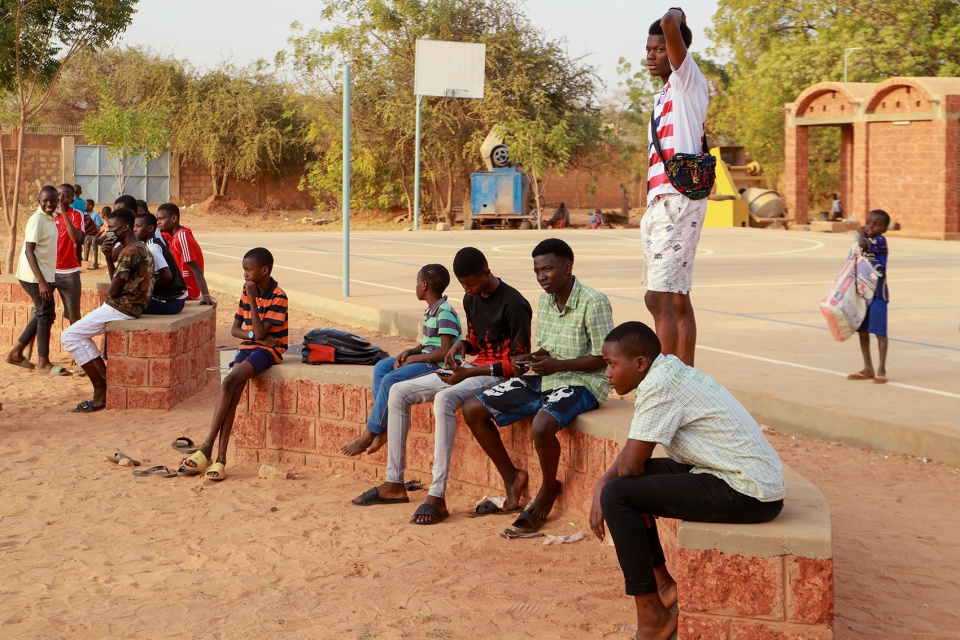 College Amadou Hampate Ba Article 25