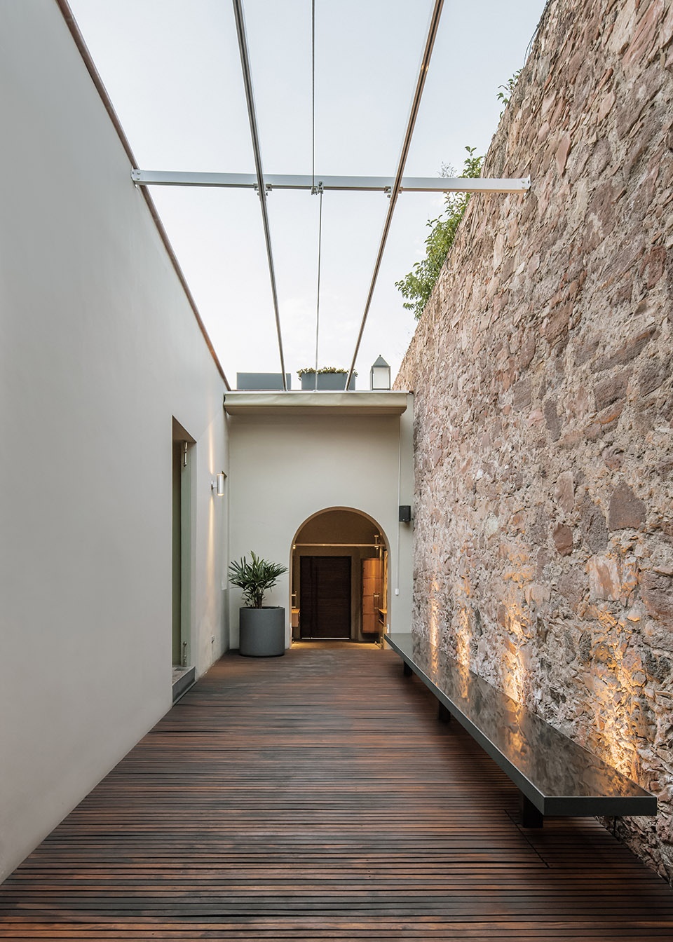 santiago carbonell foundation museum by miguel concha arquitectura