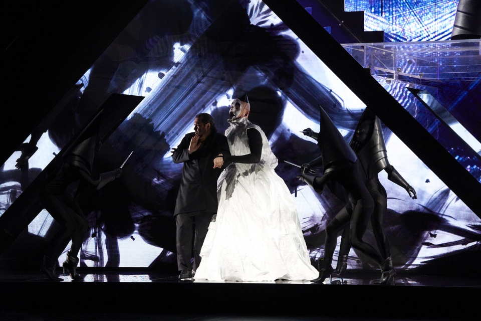 Scenography for Turandot in Geneva teamLab