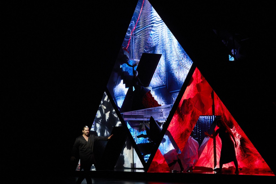Scenography for Turandot in Geneva teamLab