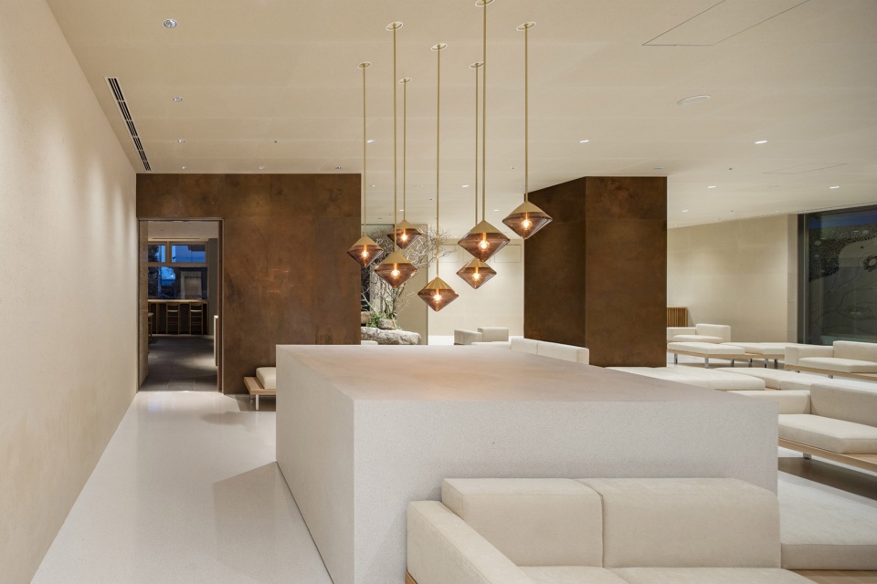 oike clinic ladies plaza kyoto by koyori architects