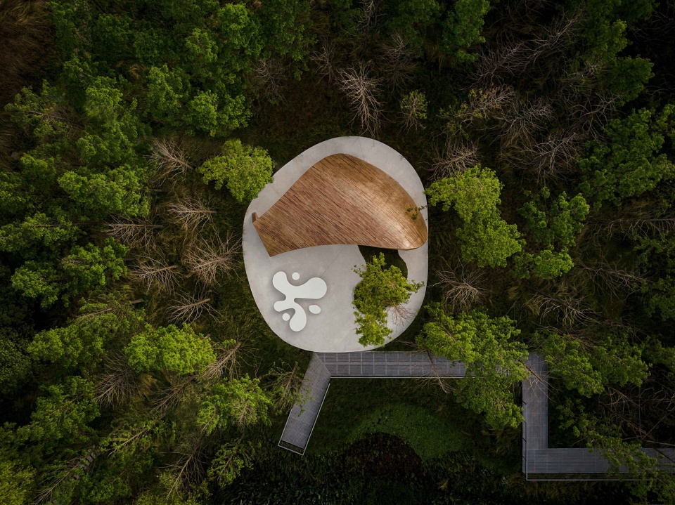 Wuhan Yanxi Lakeside Park China by Change Studio