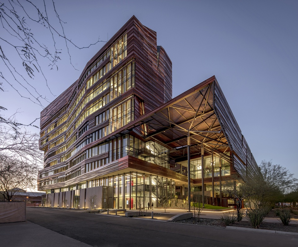phoenix biomedical sciences partnership building by co architects
