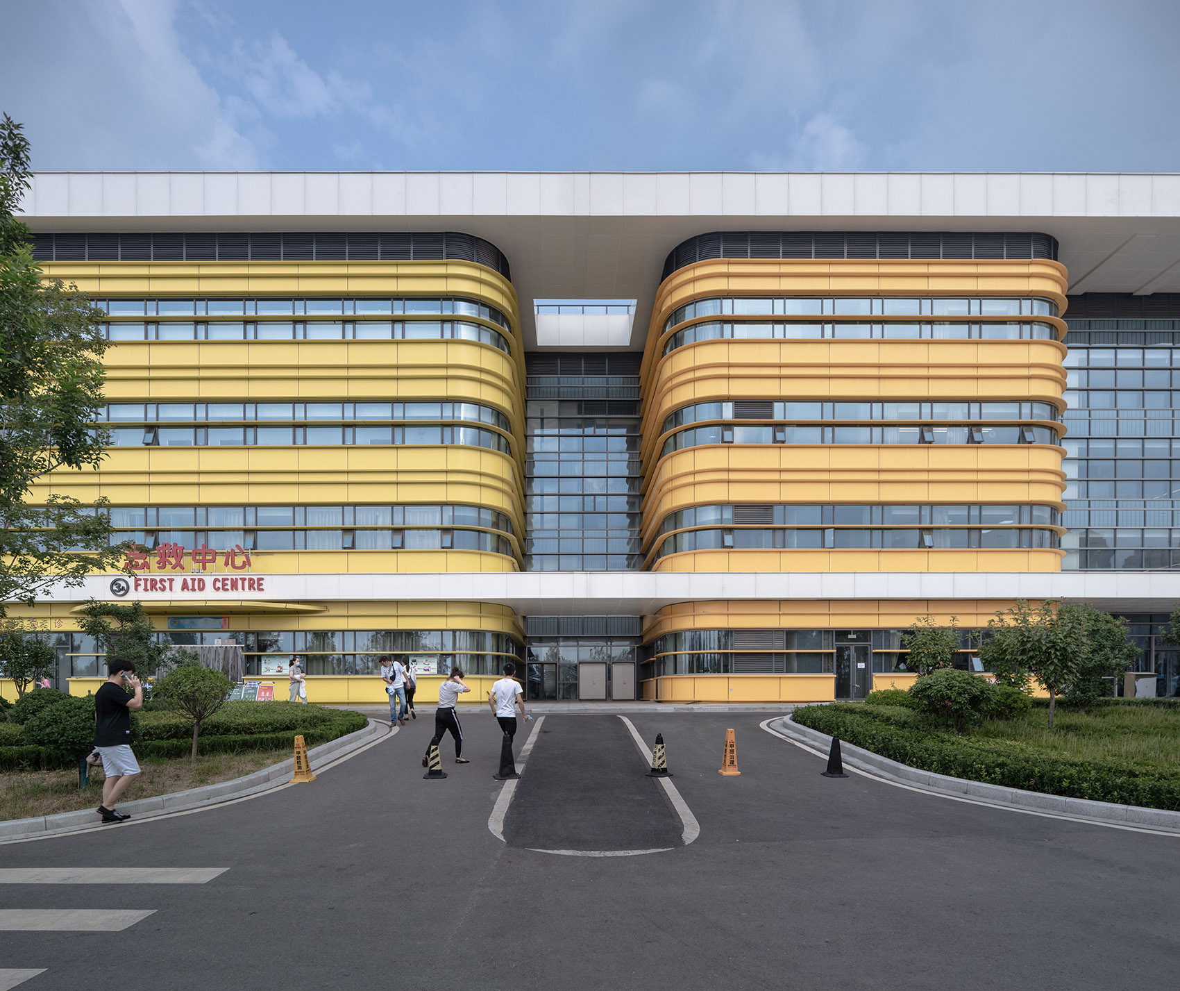 淄博妇幼保健院，山东 / 戴文设计 谷德设计网