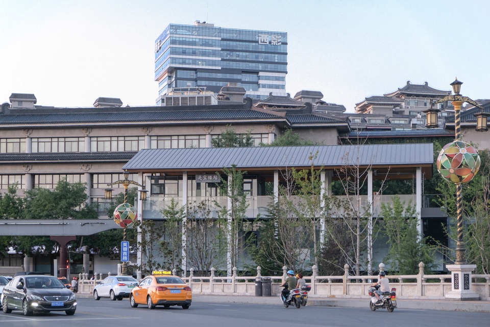 renovation of qujiang sightseeing lrt line stations by ddb architects shanghai