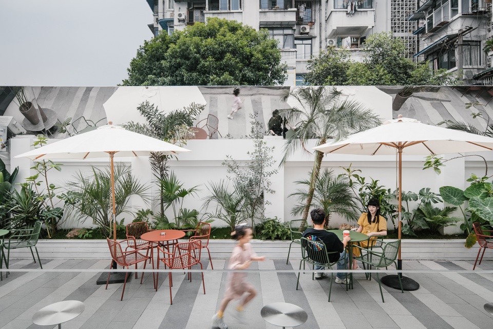 2m coffee community concept store by lae design