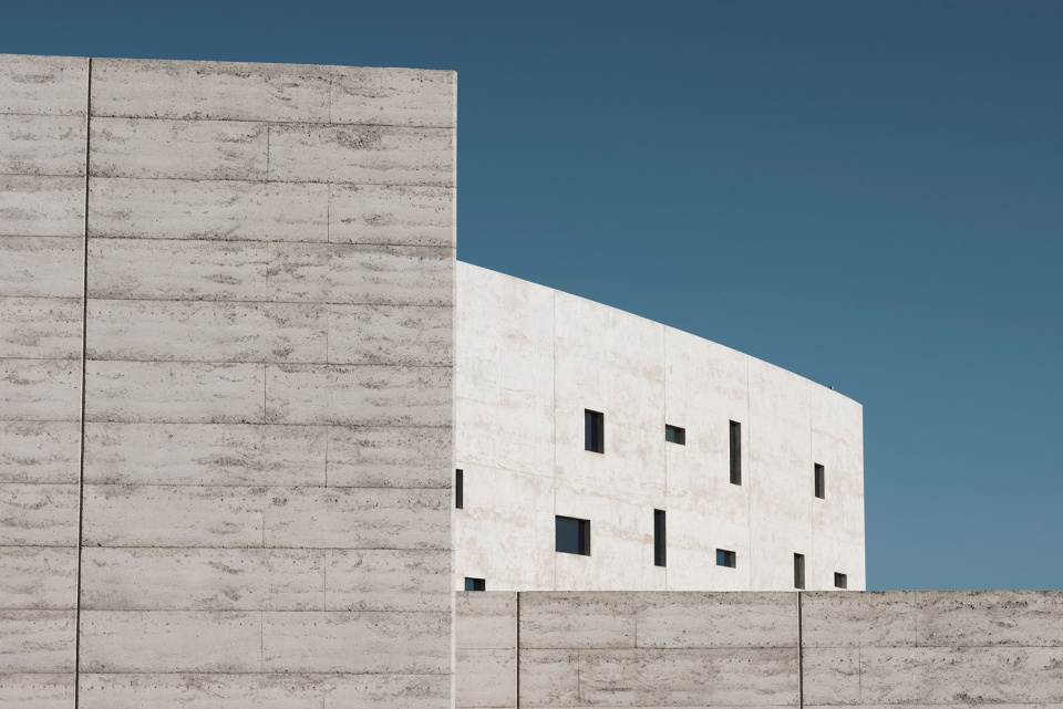 racv torquay by wood marsh