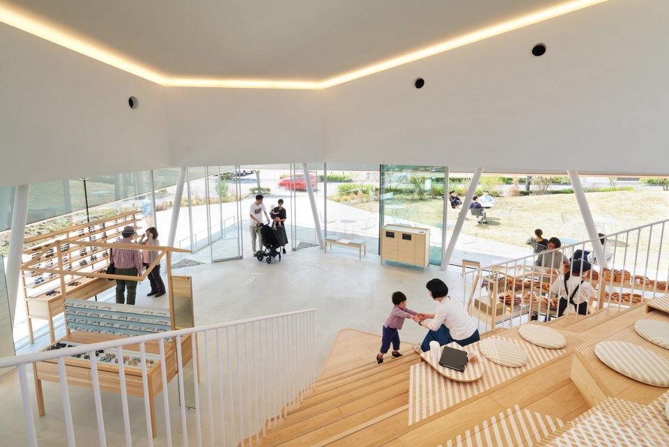 JINS PARK Maebashi by Yuko Nagayama and Associates