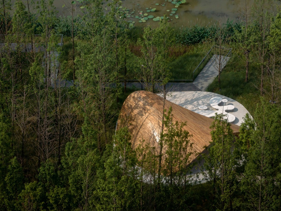 Wuhan Yanxi Lakeside Park China by Change Studio