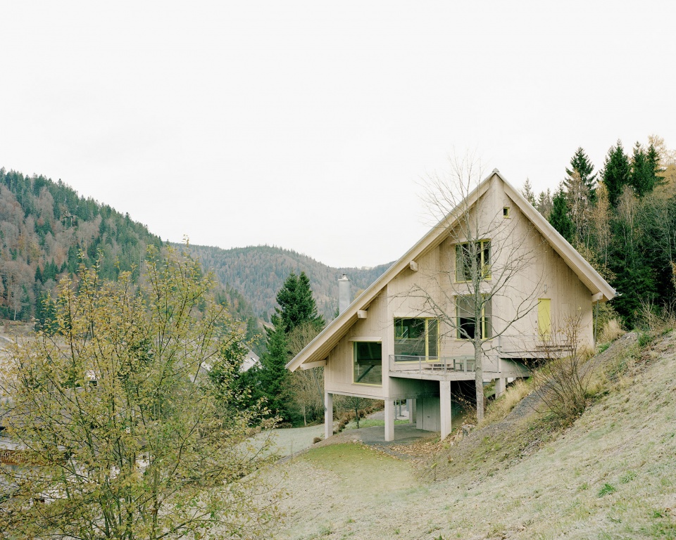 House on a Hill AMUNT