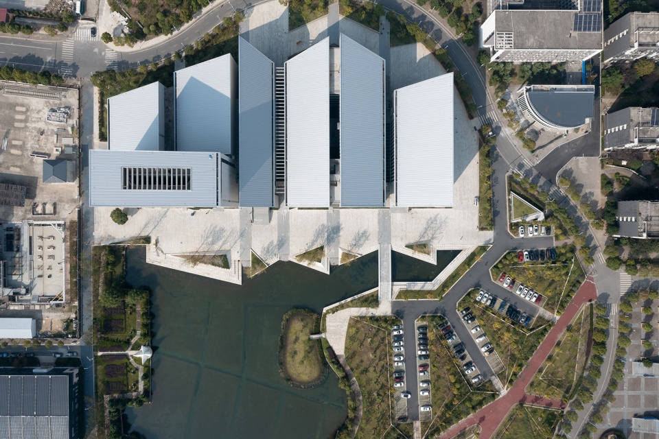 Library and Information Complex of Jiangxi Construction Vocational and Technical College SCUT