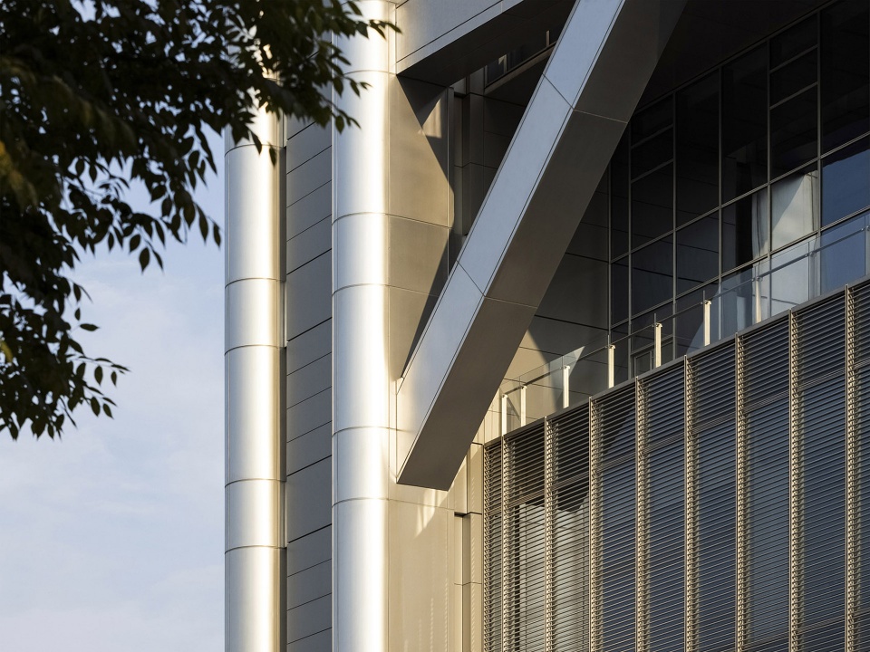 The Exo Towers Ruifeng Digital Finance Center China by UUA 1