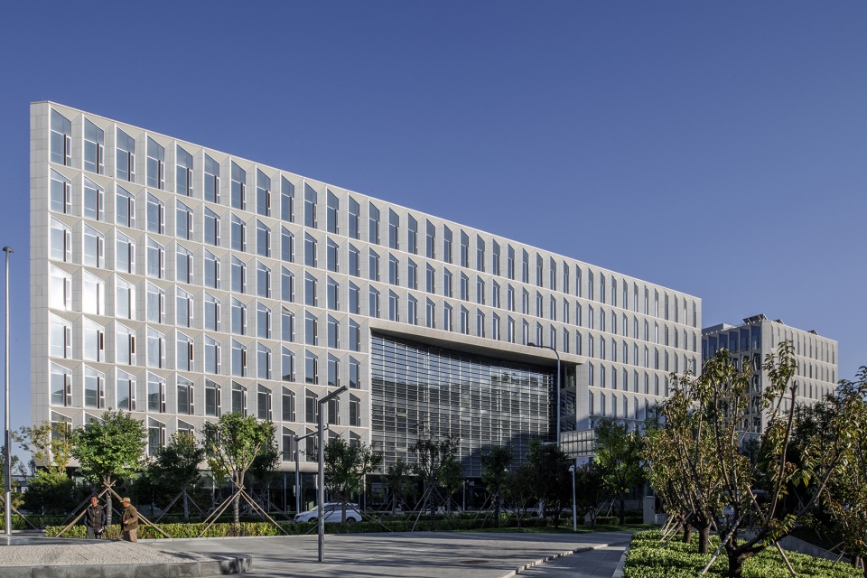 beijing banking insurance business park block 649 project china by east china architectural design research institute