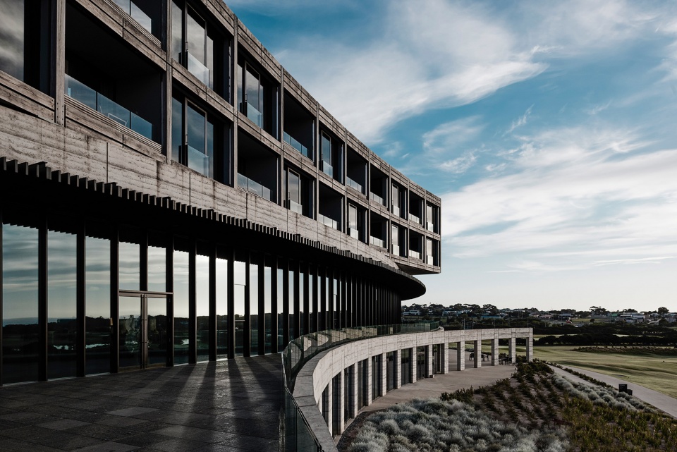 racv torquay by wood marsh