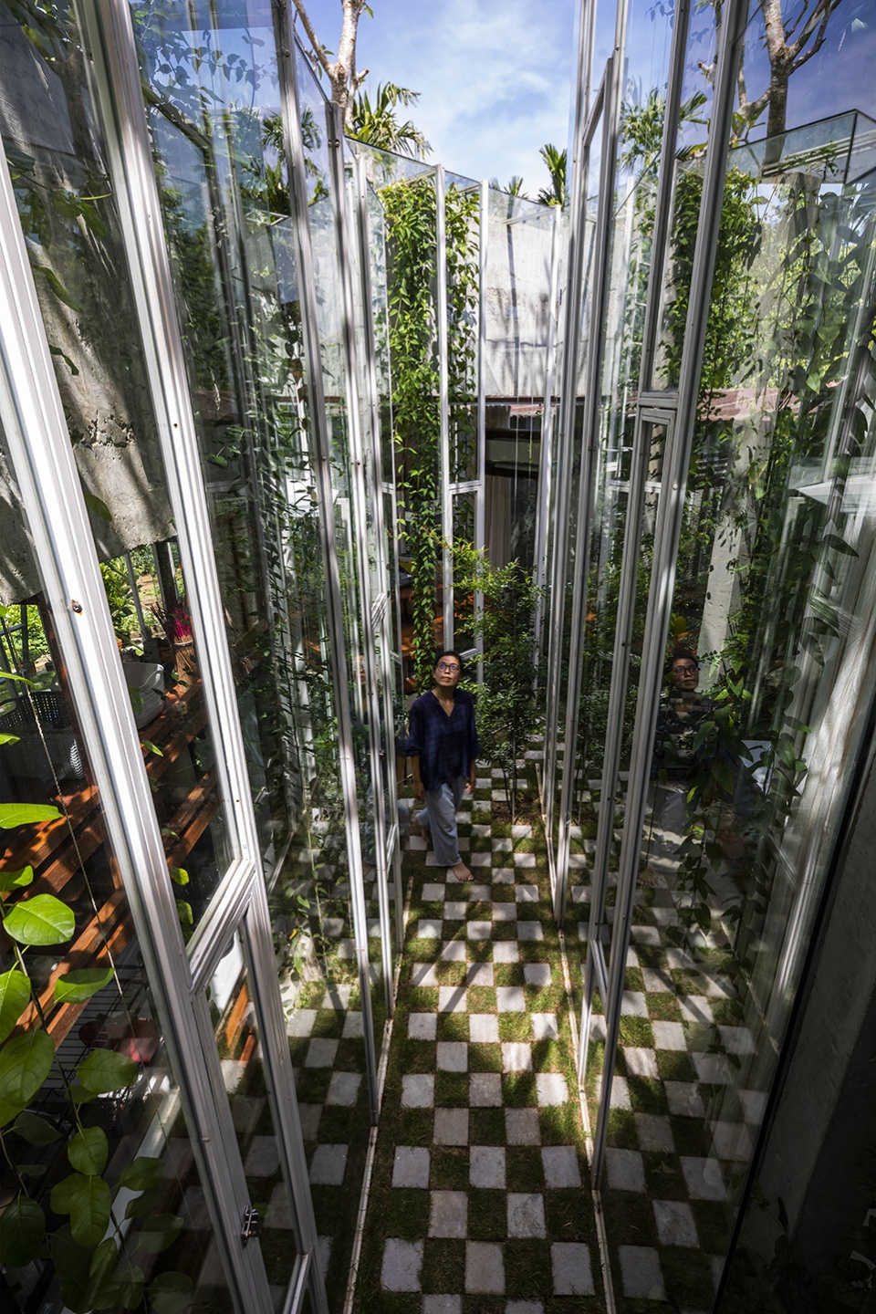 labri house by nkaa studio
