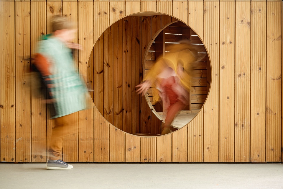 san antonio school playground by ele arkitektura