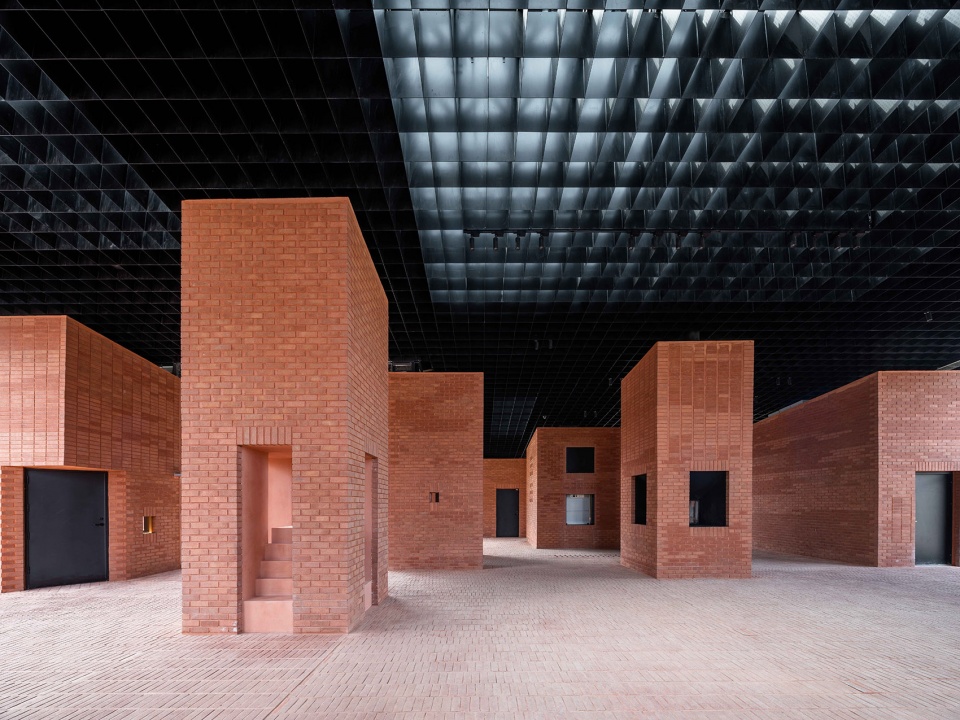 Art Center of Aranya Jinshanling by Atelier Archmixing