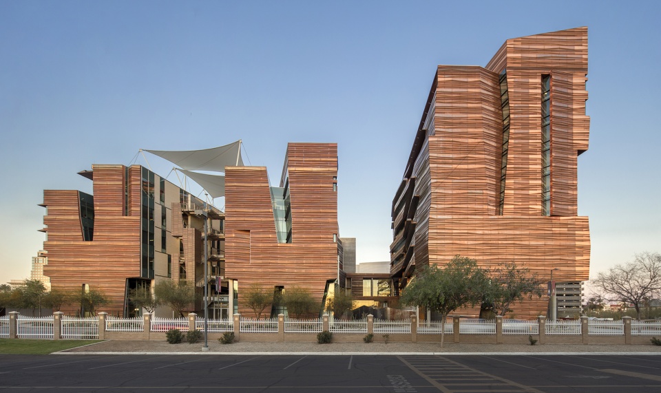 phoenix biomedical sciences partnership building by co architects