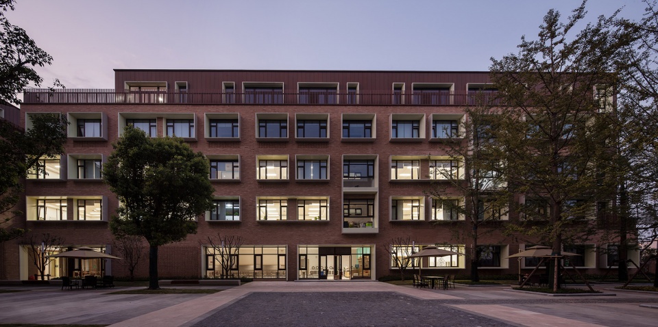 yongkang chongde school by jiangsu provincial zhongrui east china institute of architectural design and research