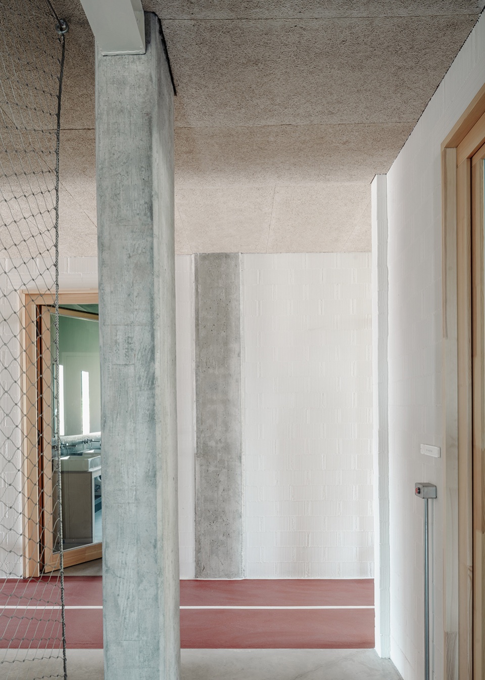 new chemsafe offices by archisbang
